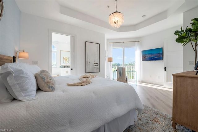 1540 Clermont Dr Unit 305, Naples, FL 34109