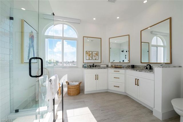 1540 Clermont Dr Unit 305, Naples, FL 34109