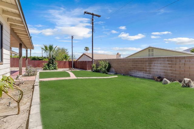53780 Avenida Diaz, La Quinta, CA 92253