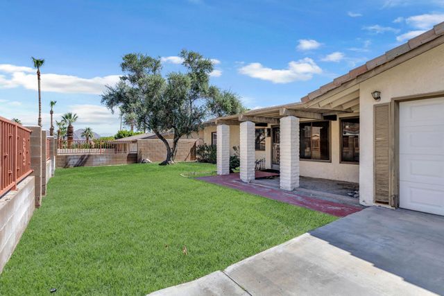 53780 Avenida Diaz, La Quinta, CA 92253