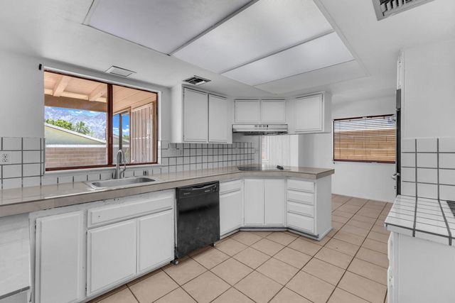 53780 Avenida Diaz, La Quinta, CA 92253