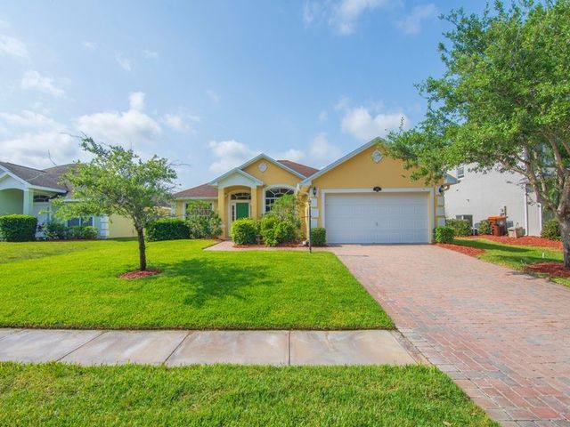522 N Valencia Circle SW, Vero Beach, FL 32968