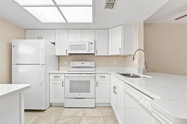 2460 NORTHSIDE DRIVE 1202, Clearwater, FL 33761