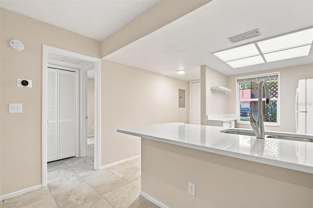 2460 NORTHSIDE DRIVE 1202, Clearwater, FL 33761