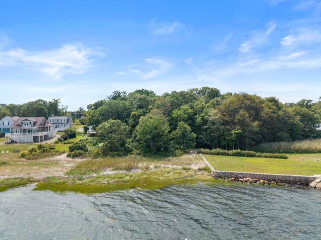 0 Seaside Ln, Marion, MA 02738