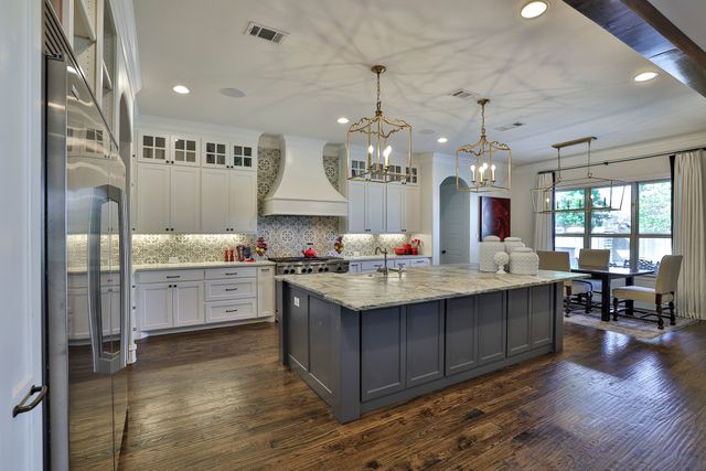 6932 Hazeltine Drive, Fort Worth, TX 76132