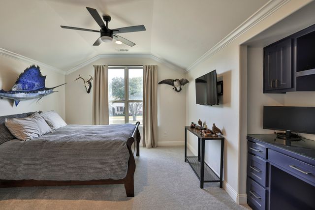 6932 Hazeltine Drive, Fort Worth, TX 76132