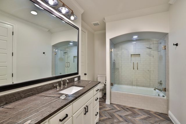 6932 Hazeltine Drive, Fort Worth, TX 76132