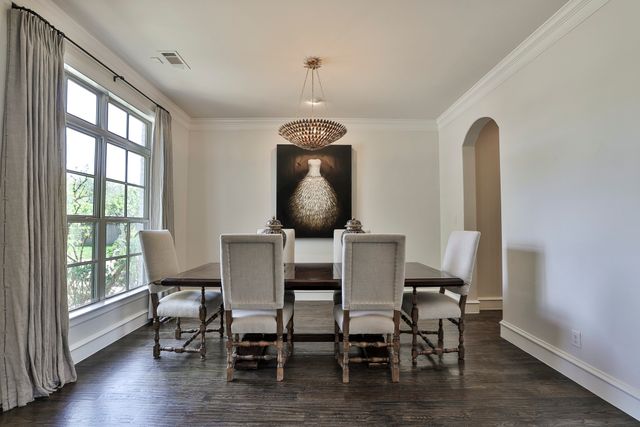 6932 Hazeltine Drive, Fort Worth, TX 76132