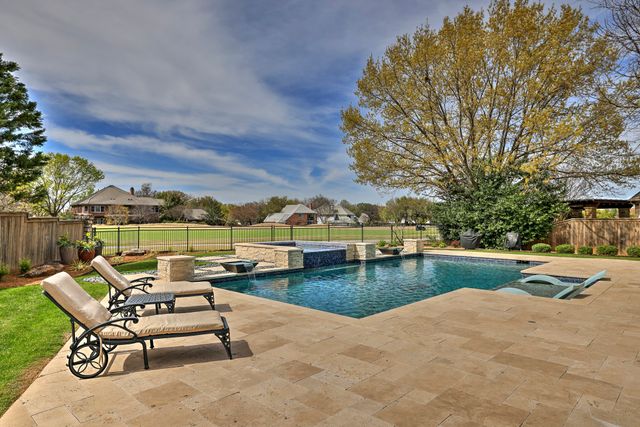 6932 Hazeltine Drive, Fort Worth, TX 76132