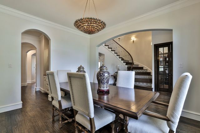 6932 Hazeltine Drive, Fort Worth, TX 76132