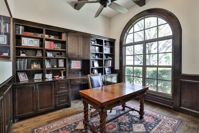 6932 Hazeltine Drive, Fort Worth, TX 76132