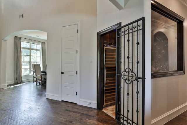 6932 Hazeltine Drive, Fort Worth, TX 76132