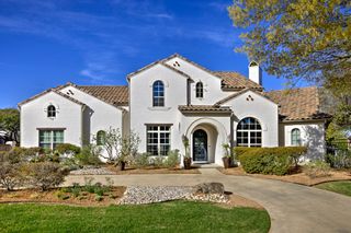 6932 Hazeltine Drive, Fort Worth, TX 76132