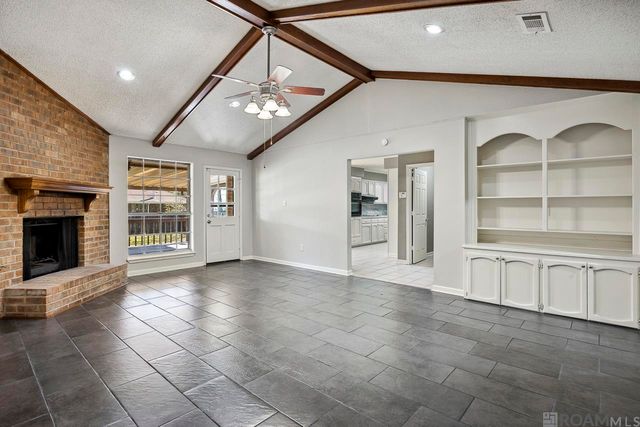 9853 Hawthorne Dr, Baton Rouge, LA 70809