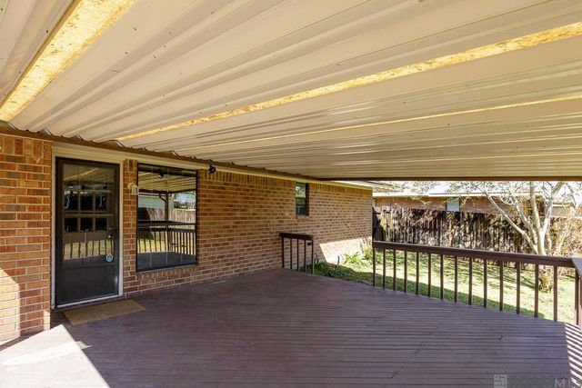 9853 Hawthorne Dr, Baton Rouge, LA 70809