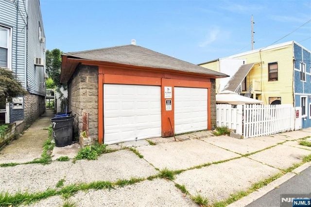 7208 Tonnelle Avenue, North Bergen, NJ 07047