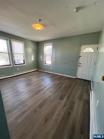 7208 Tonnelle Avenue, North Bergen, NJ 07047