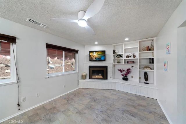 5082 Auburn, San Bernardino, CA 92407