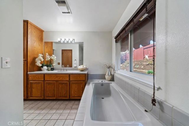 5082 Auburn, San Bernardino, CA 92407