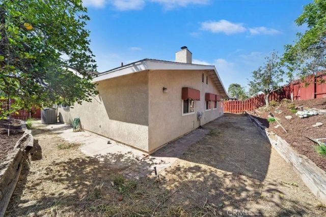 5082 Auburn, San Bernardino, CA 92407