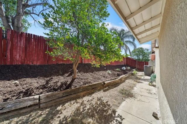 5082 Auburn, San Bernardino, CA 92407