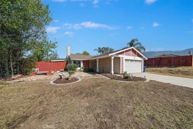 5082 Auburn, San Bernardino, CA 92407