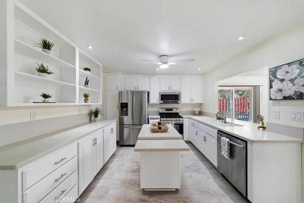 5082 Auburn, San Bernardino, CA 92407
