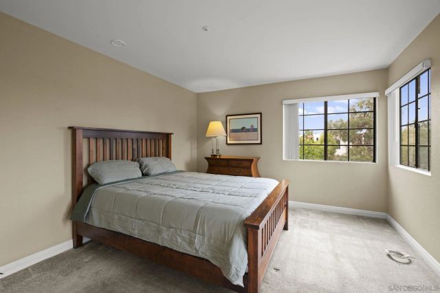 5525 Shasta Ln 301, La Mesa, CA 91942