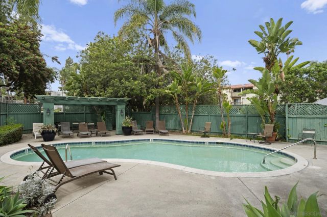 5525 Shasta Ln 301, La Mesa, CA 91942