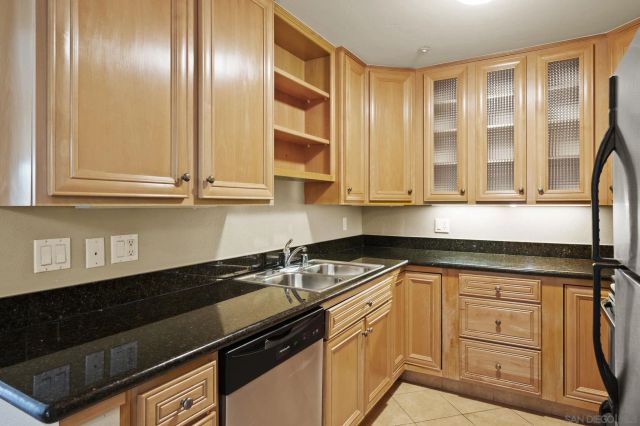 5525 Shasta Ln 301, La Mesa, CA 91942