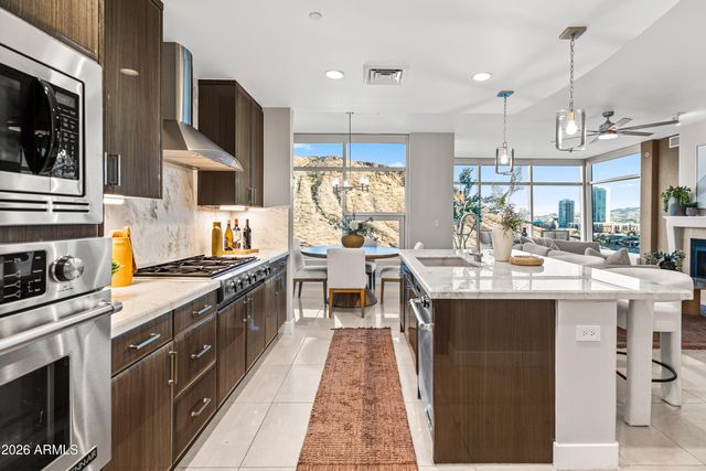 140 E RIO SALADO Parkway 1101, Tempe, AZ 85281