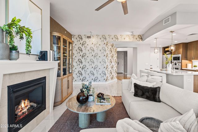 140 E RIO SALADO Parkway 1101, Tempe, AZ 85281