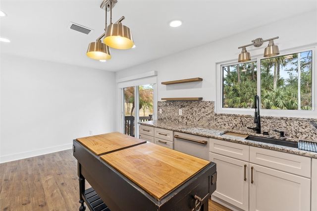 136 SEA DUCK CIRCLE E, Daytona Beach, FL 32119