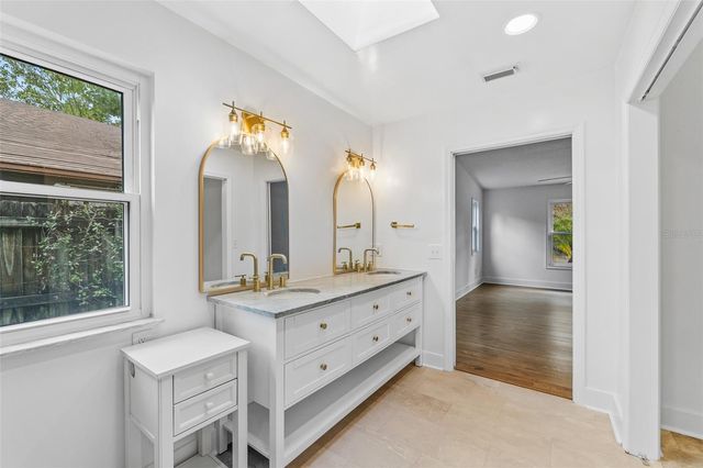 136 SEA DUCK CIRCLE E, Daytona Beach, FL 32119