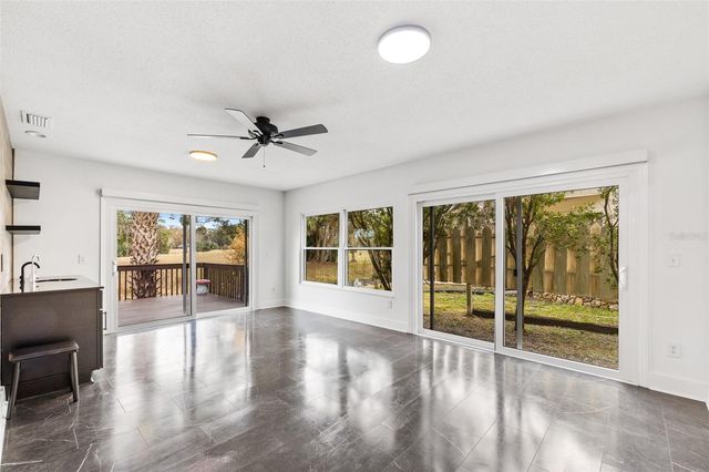 136 SEA DUCK CIRCLE E, Daytona Beach, FL 32119