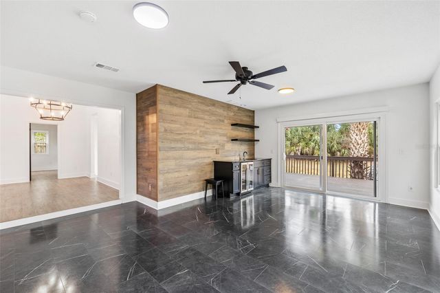 136 SEA DUCK CIRCLE E, Daytona Beach, FL 32119