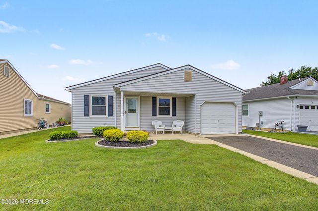 28 Prince Charles Drive, Toms River, NJ 08757