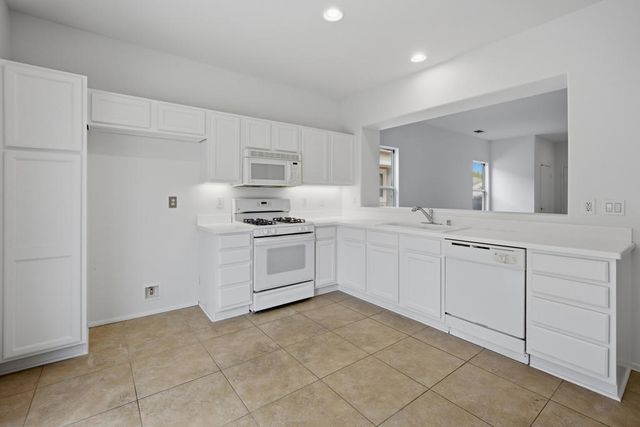 78685 Rockwell Circle, Palm Desert, CA 92211