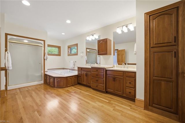 110 Carotauk DR, Currituck, NC 27929