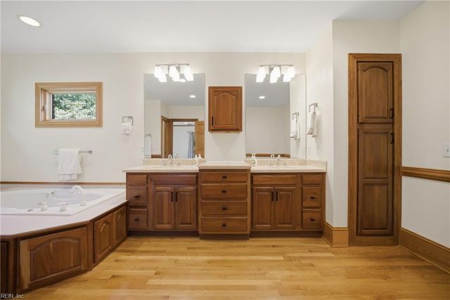 110 Carotauk DR, Currituck, NC 27929
