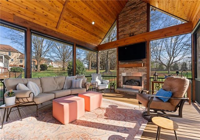 108 Suntree Drive, Advance, NC 27006