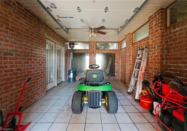 108 Suntree Drive, Advance, NC 27006