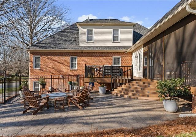 108 Suntree Drive, Advance, NC 27006