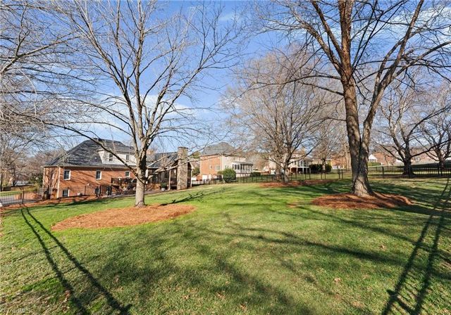 108 Suntree Drive, Advance, NC 27006