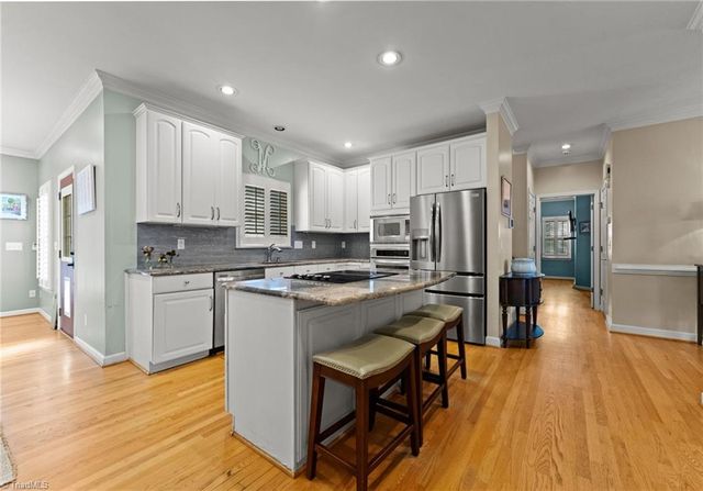 108 Suntree Drive, Advance, NC 27006