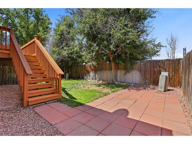 4751 S Clay Ct, Englewood, CO 80110