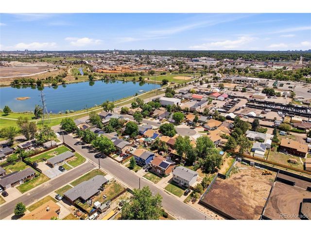 4751 S Clay Ct, Englewood, CO 80110