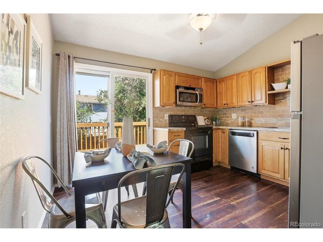 4751 S Clay Ct, Englewood, CO 80110