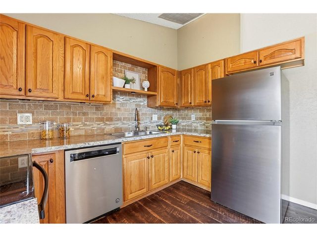 4751 S Clay Ct, Englewood, CO 80110